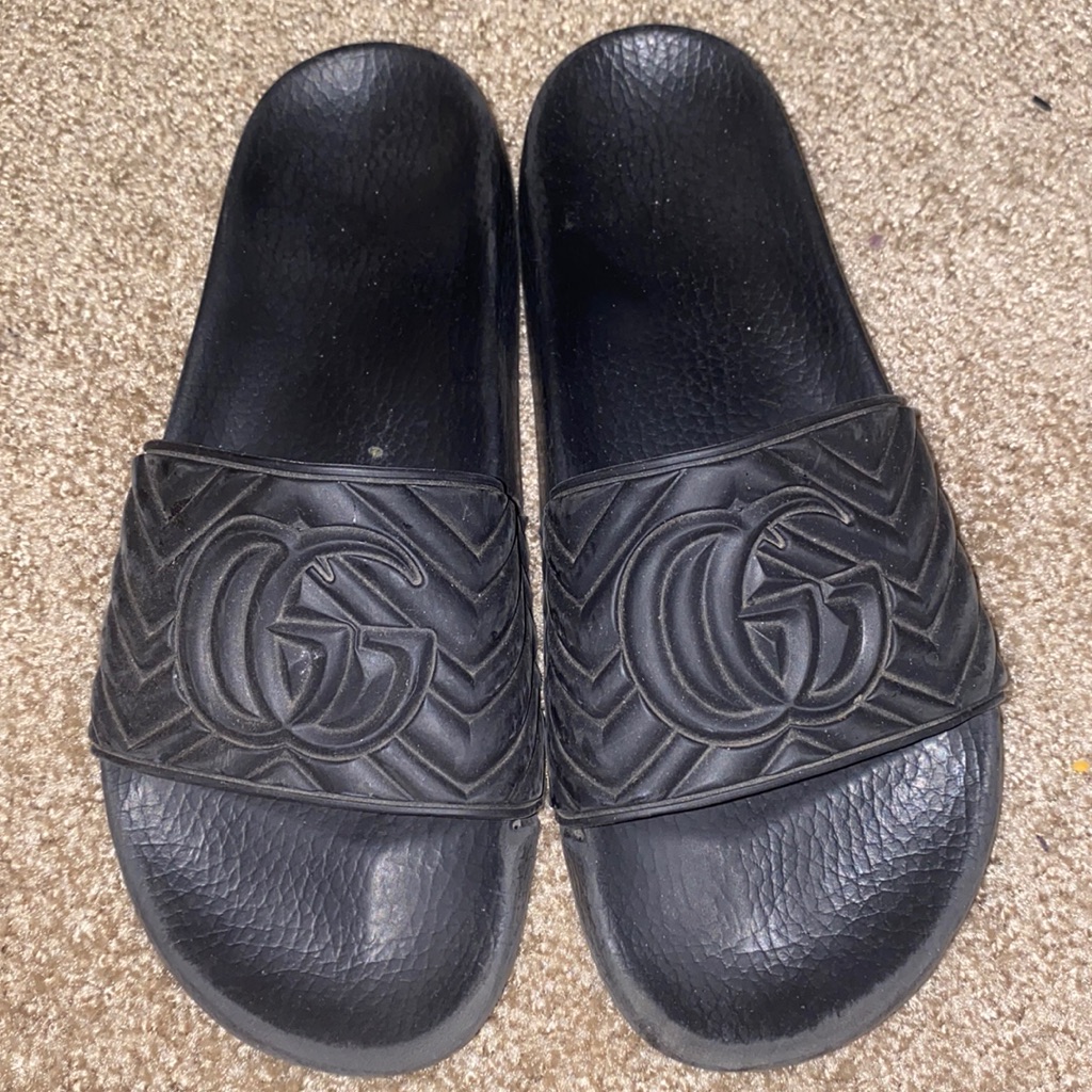 Gucci Slides.Multiple Sizes And Pairs . Size 11 Worn Once But In Great Condition